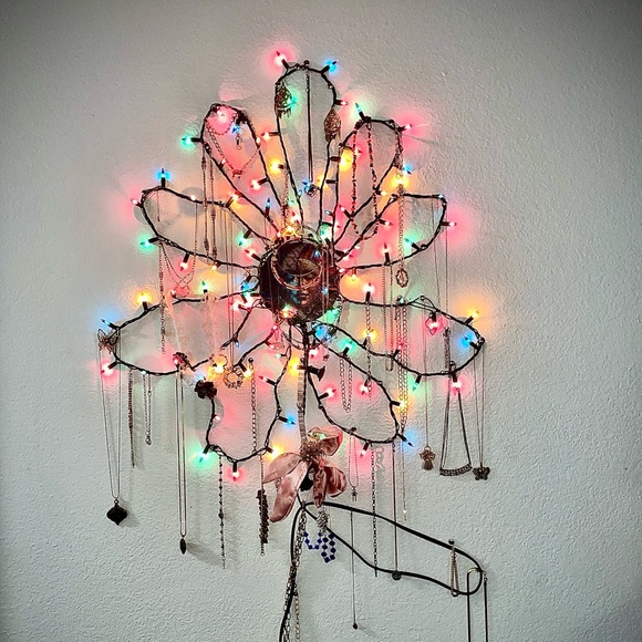 Janky Jewelry’s Fall line of originals are revealed in a new show this week! - Picture 8 of 9